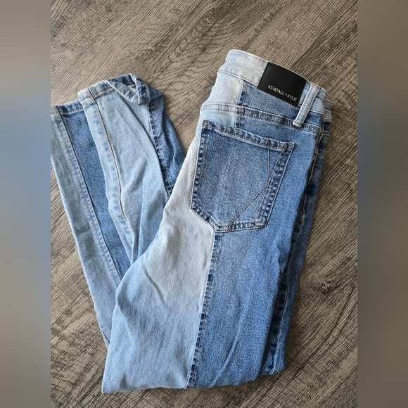 Kendall & Kylie Denim - Kendall & Kylie Two-Tone Skinny Blue Jeans